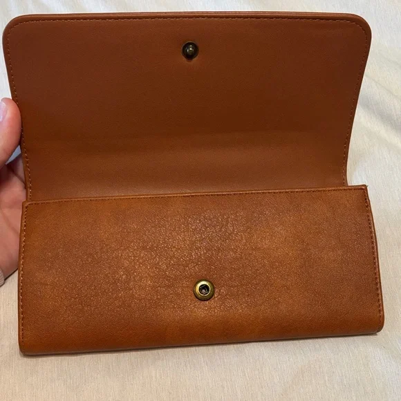 Universal Thread Brown Faux Leather Wallet - Picture 2 of 5